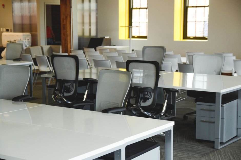 FMLA for Mental Health: Who Qualifies, What It Protects, and Where Leave Requests Fall Apart 5 Quiet office desk beside a window